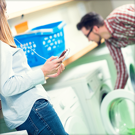 5 College Laundry Tips to get you in and out of the laundromat fast!